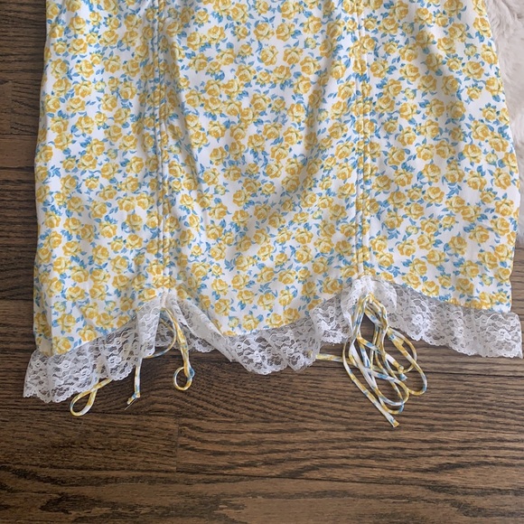 Floral Mini Dress Size S - Picture 4 of 10